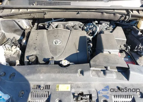 2018 Toyota Highlander Xle from USA, damaged, VIN 5TDJZRFH2JS542288